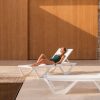 TUMBONA-HAMACA-PISCINA-PLAYA-DISENO-KARIM-RASHID-VONDOM-BLANCA-NEGRA_1_